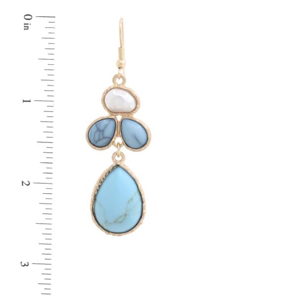 TEARDROP DANGLE EARRING