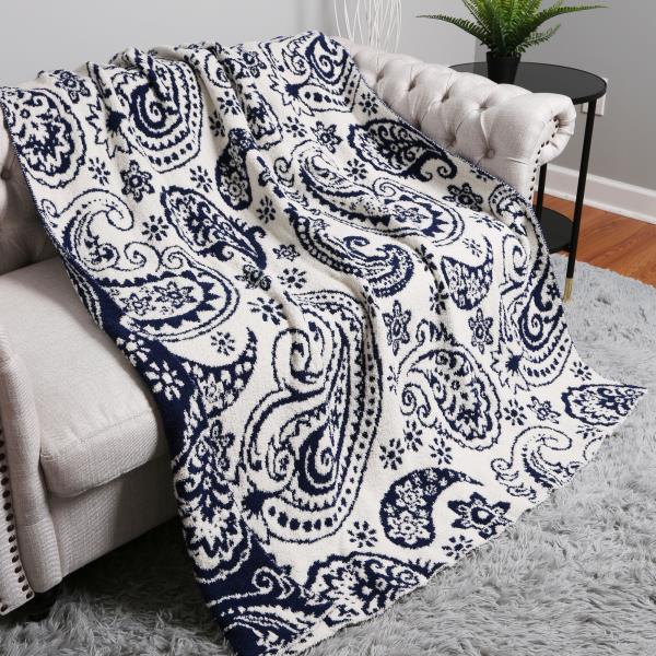 PAISLEY THROW BLANKET