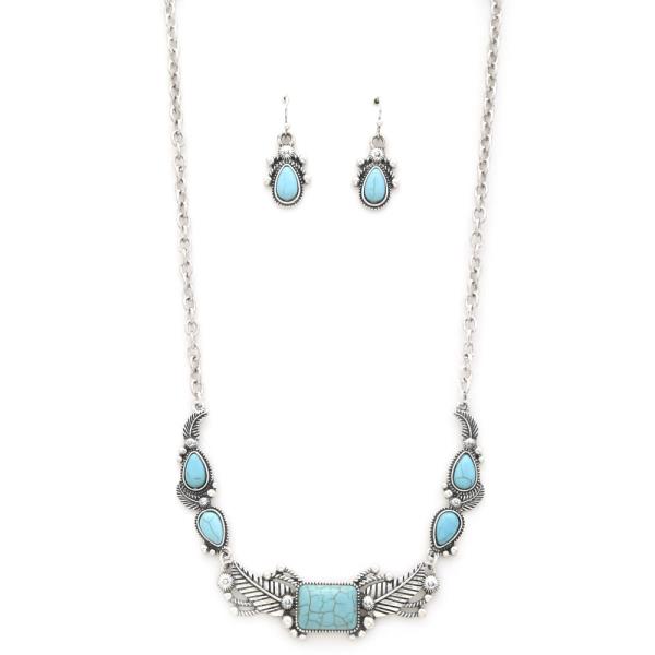 TURQUOISE BEADED NECKLACE