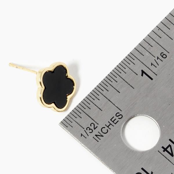 FLOWER COLOR METAL STUD EARRING