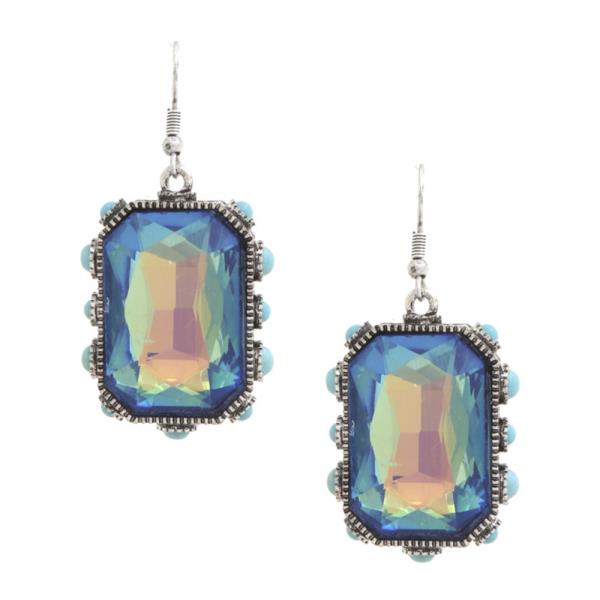 WESTERN SQUARE TURQUOISE BEAD EARRING