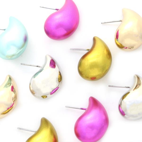 TEARDROP DOME STUD EARRING