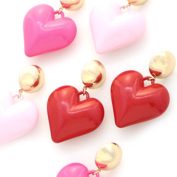 COLOR METAL HEART SHAPE DANGLE EARRING