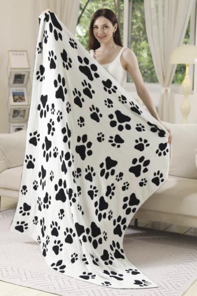 PAW PRINT THROW BLANKET