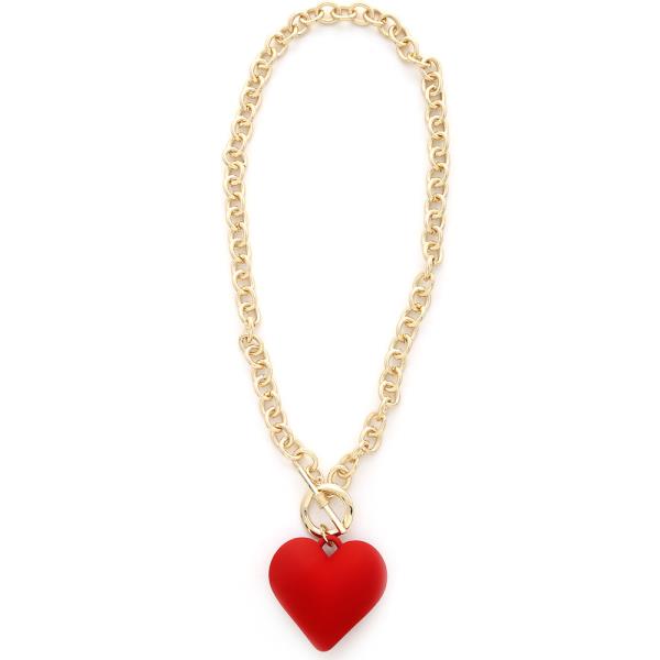 PUFFY HEART PENDANT TOGGLE CLASP NECKLACE