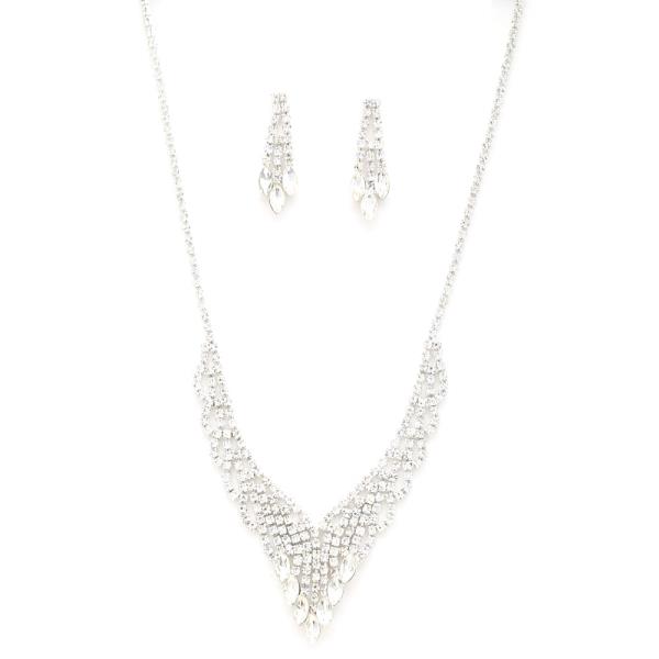 MARQUISE V SHAPE NECKLACE