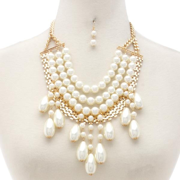 PEARL BEAD METAL NECKLACE