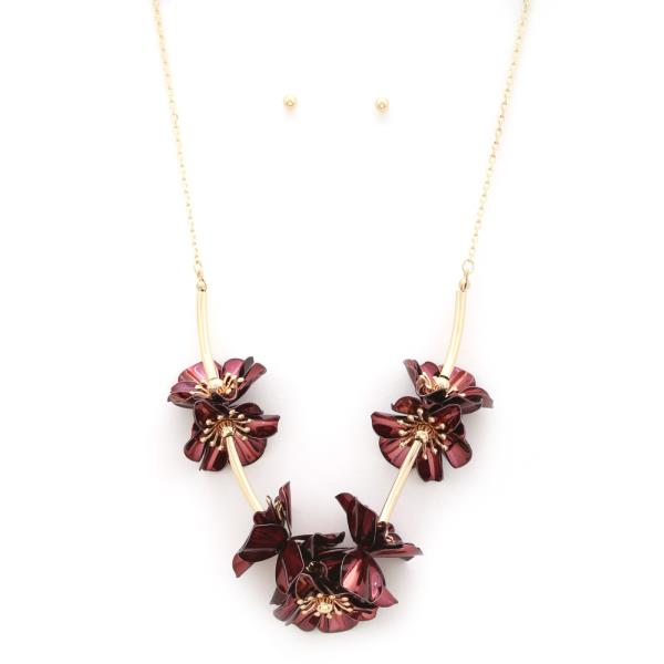 METAL FLOWER NECKLACE