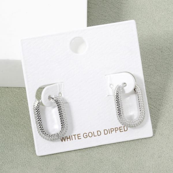 GOLD DIPPED OVAL HOOP EARRING