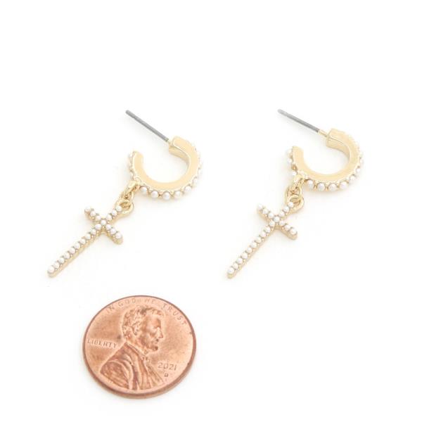 CROSS DANGLE EARRING