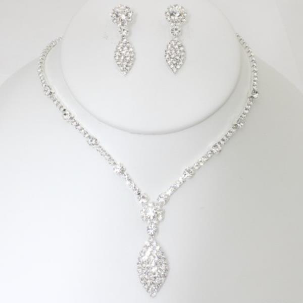 MARQUISE FLOWER RHINESTONE NECKLACE