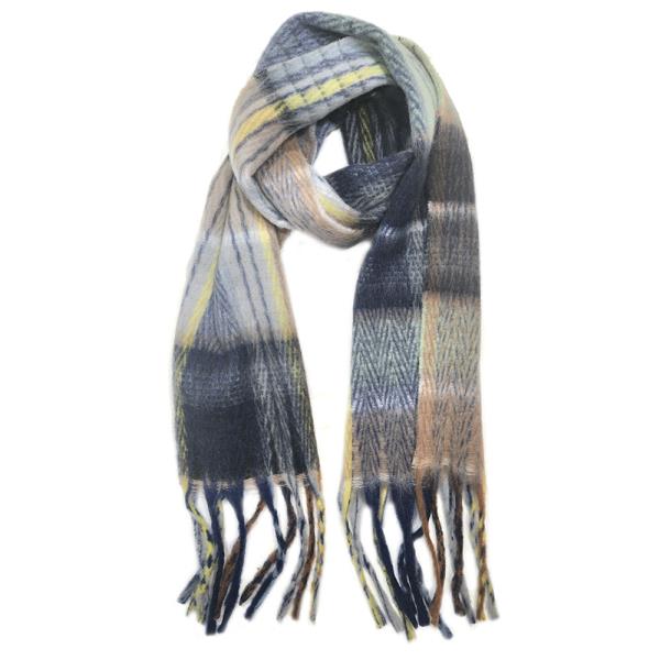 BLACK AND BROWN PLAID SCARF