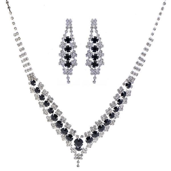 RHINESTONE EARRING AND NECKLACE SET