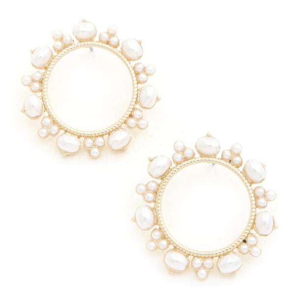 ROUND PEARL BEAD EARRING