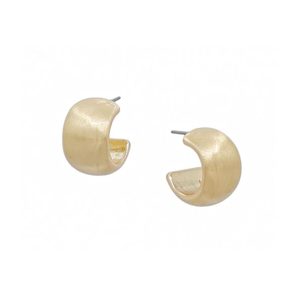 18MM BOLD ROUND SHAPE SMALL 15MM METAL HOOP EARRING
