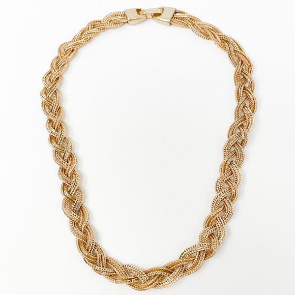 BRAIDED METAL NECKLACE