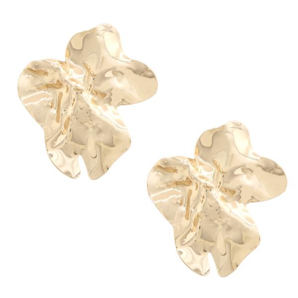 HAMMERED METAL FLOWER SHAPE EARRING