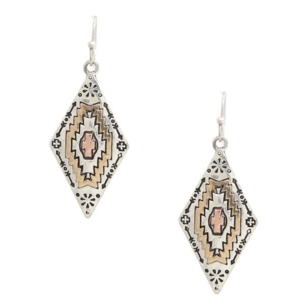 GEOMETRIC SHAPE DANGLE EARRING