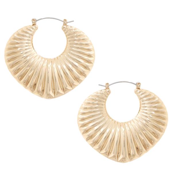 TEXTURED METAL EARRING