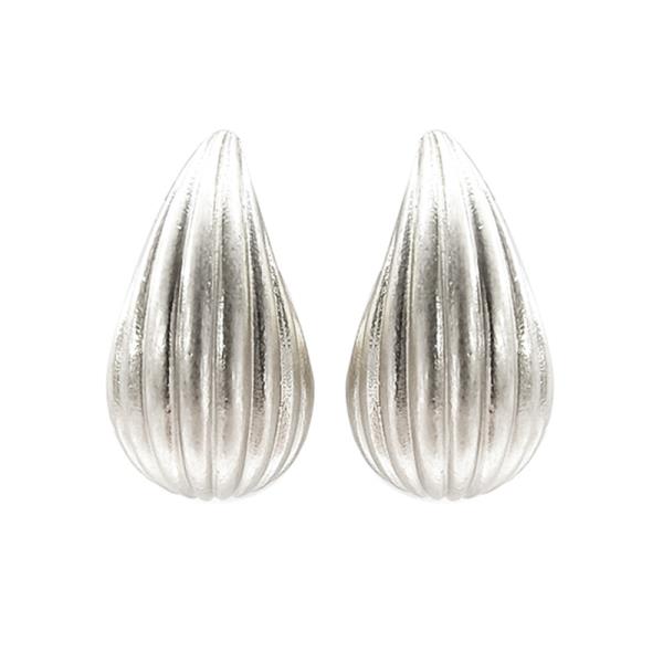 LINED TEARDROP METAL EARRING