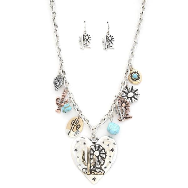 WESTERN STYLE CACTUS HEART CHARM NECKLACE