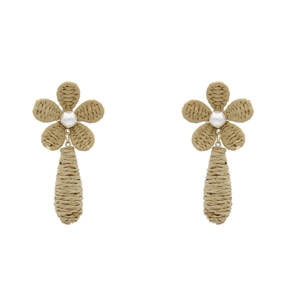 RAFFIA FLOWER DANGLE DROP EARRING