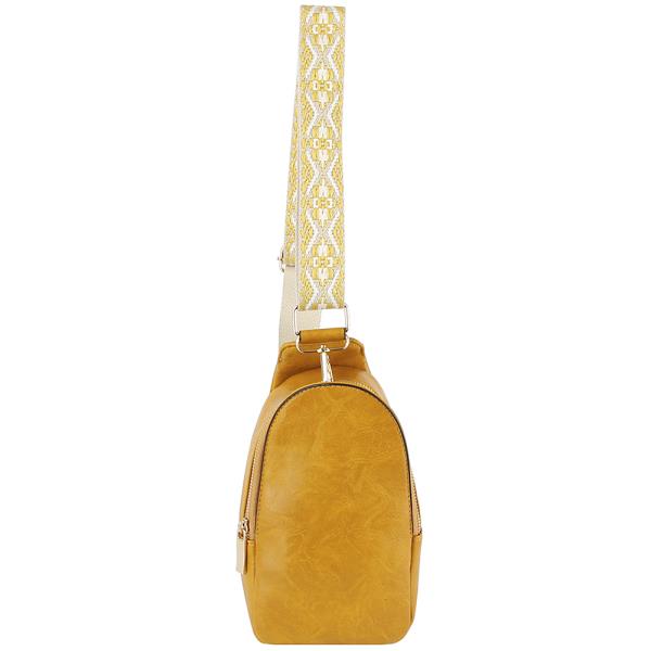 SMOOTH ZIPPER SLING CROSSBODY W GUITAR STRAP