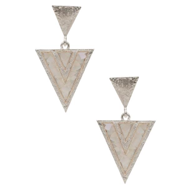 TRIANGLE SHAPED CHIP SHELL POST EARRING