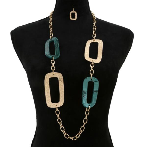 LEOPARD PRINT RECTANGLE STATION METAL NECKLACE