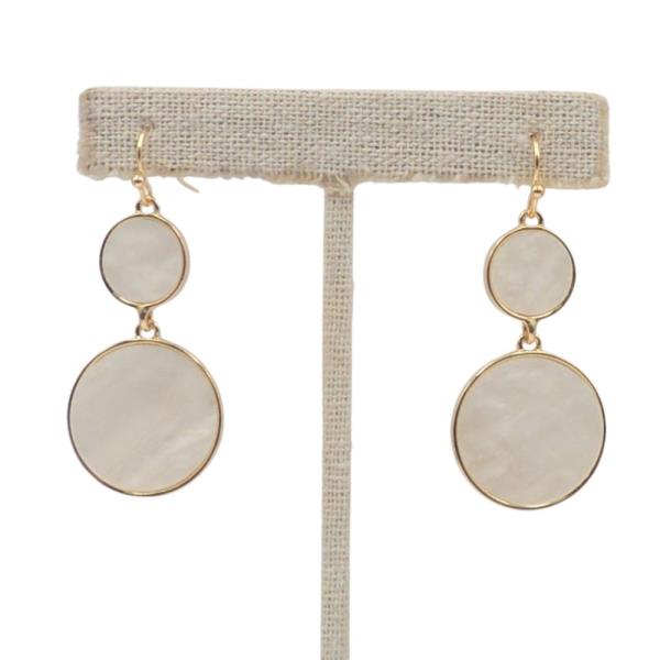 2 LAYERED MOTHER OF PEARL CIRCLE DROP EARRINGS