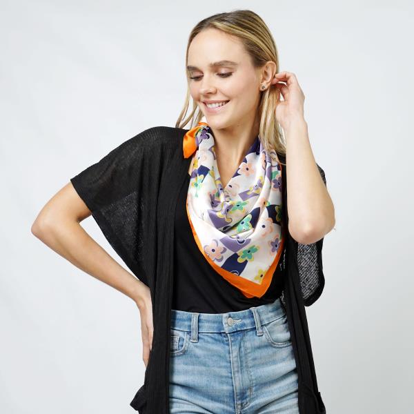 FLOWER PRINT SATIN SQUARE SCARF