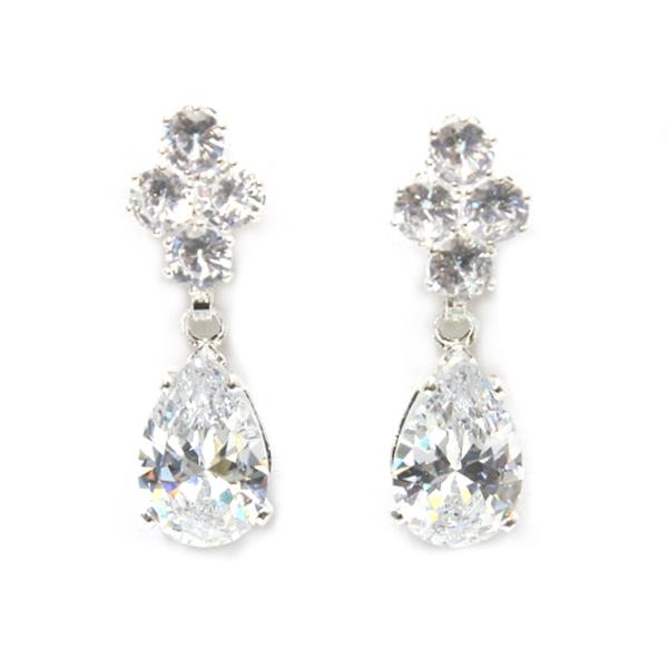 RHINESTONE & CRYSTAL STONE DANGLE EARRING