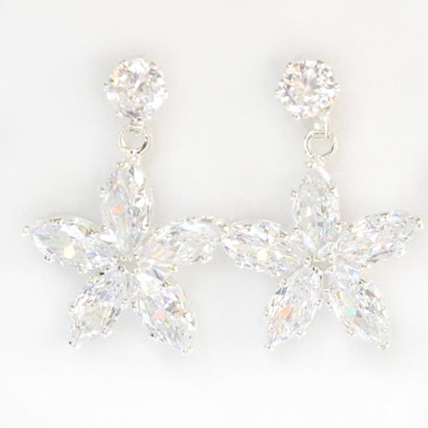 RHINESTONE FLOWER DANGLE EARRING