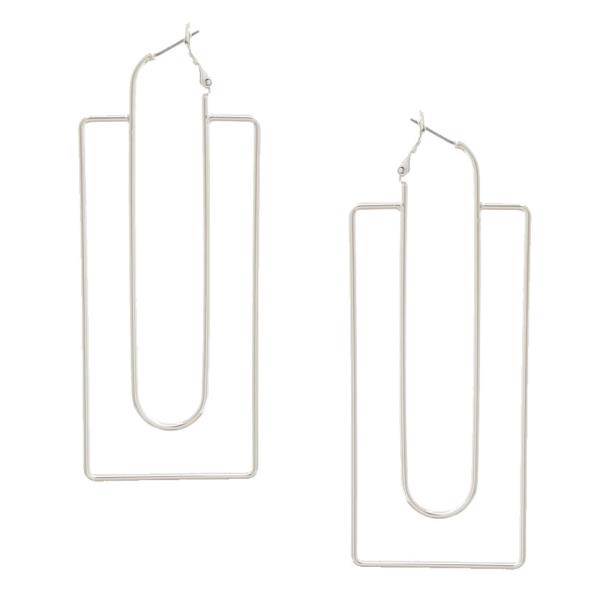 LONG RECTANGLE METAL EARRING