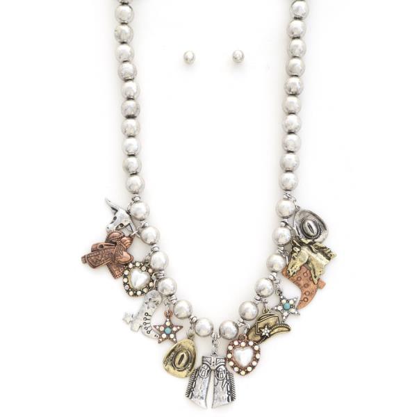 WESTERN CHARM NECKLACE