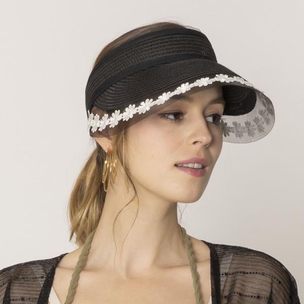 STRAW SUN VISOR WITH LACE
