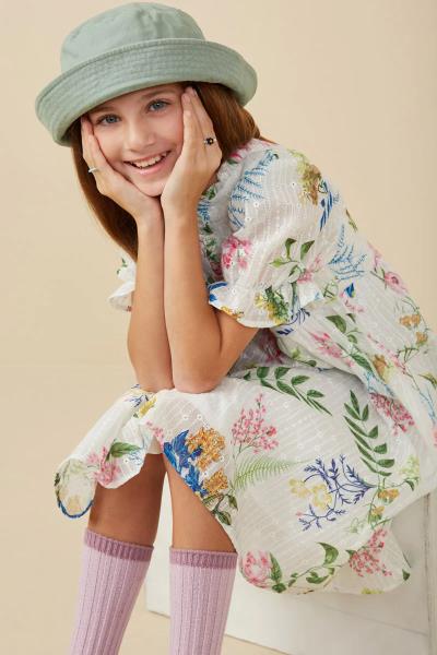($31.75 EA X 4 PCS) Girls Embroidered Textured Botanical Buttoned Dress