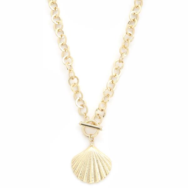 METAL CHAIN SHELL PENDANT NECKLACE
