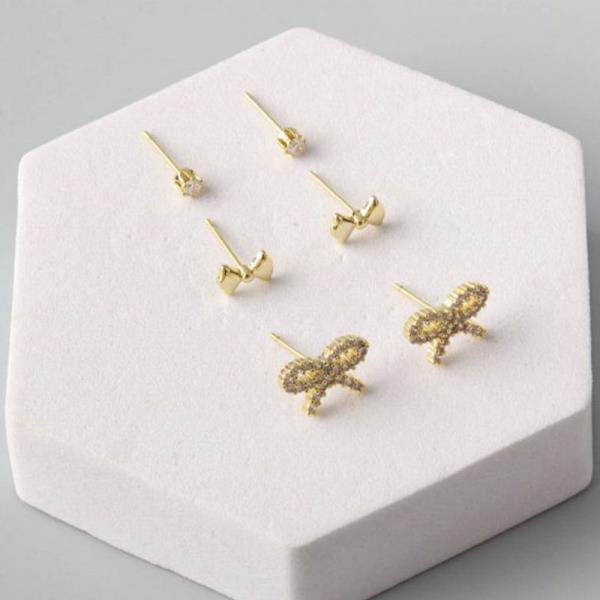 GOLD PLATED GOLD BOW STUD EARRINGS SET