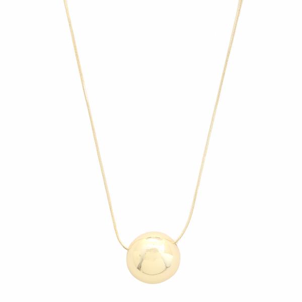 WIDE ROUND PENDANT NECKLACE