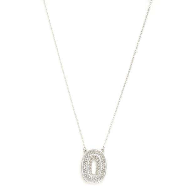 OVAL PENDANT METAL NECKLACE
