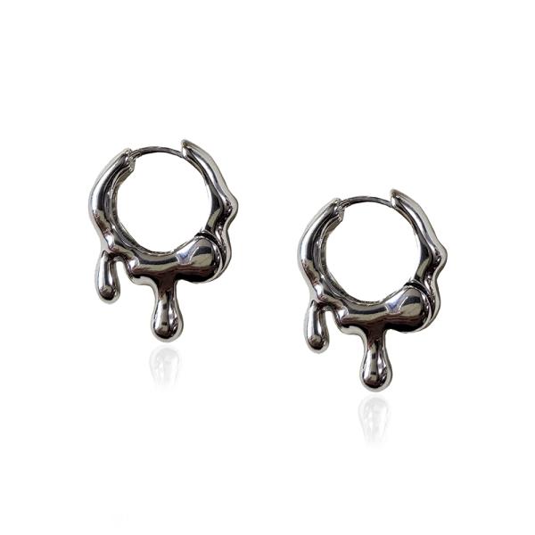 METAL DRIP HUGGIE EARRING