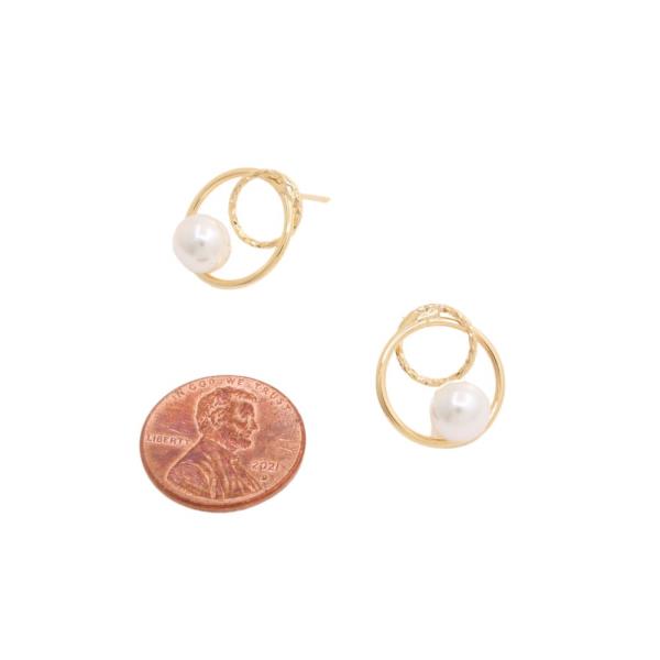 SODAJO GOLD DIPPED BRASS ROUND METAL EARRING