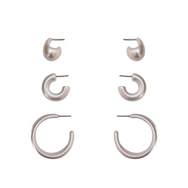 C HOOP EARRING 3 PAIR SET