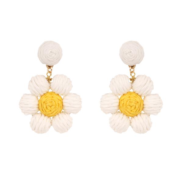 RAFFIA FLOWER DANGLE EARRING