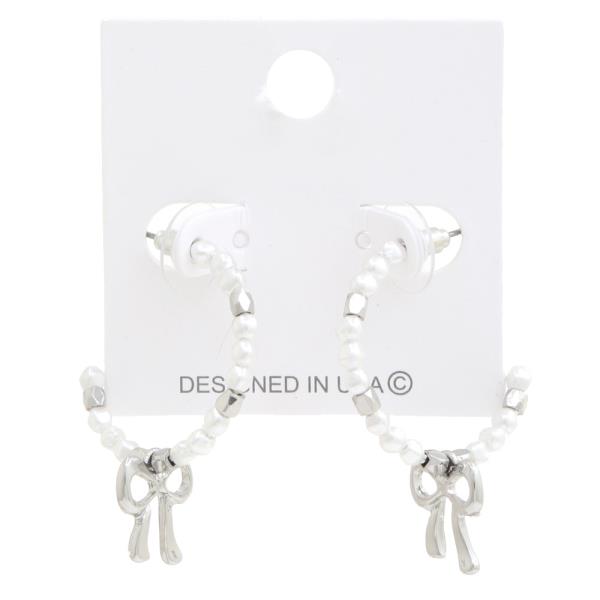 DAINTY BOW CHARM PEARL BEAD OPEN HOOP EARRING