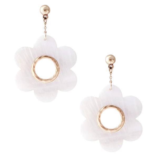 MOTHER OF PEARL FLOWER DANGLE EARRING