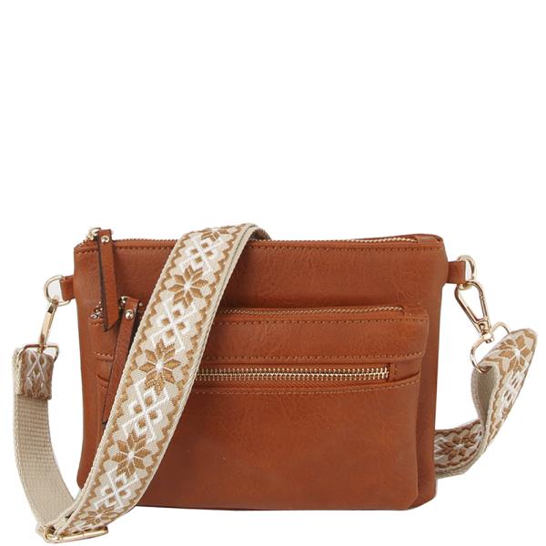 SMOOTH ZIPPER CROSSBODY W DESIGN STRAP