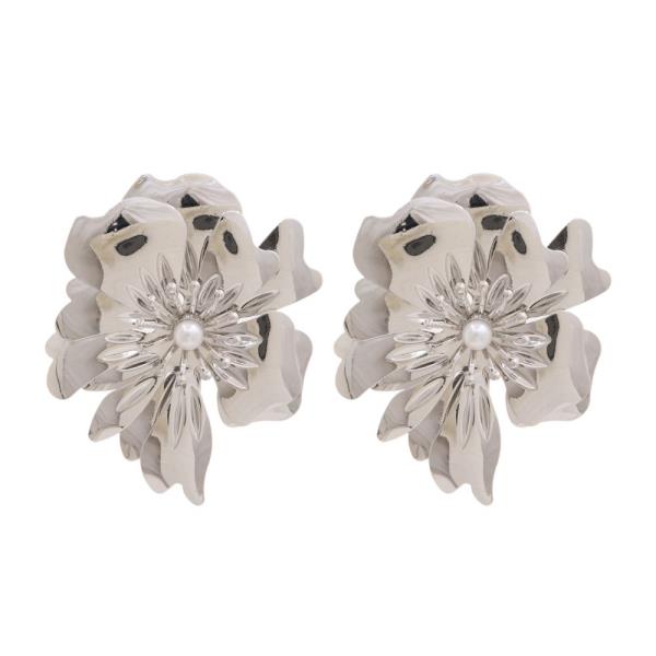 SDJ METAL FLOWER POST EARRING