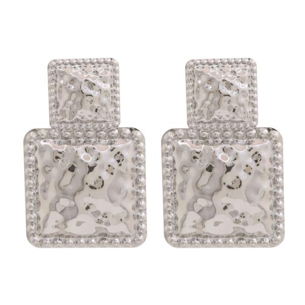 SDJ DOUBLE HAMMERED RECTANGLE DANGLE EARRING